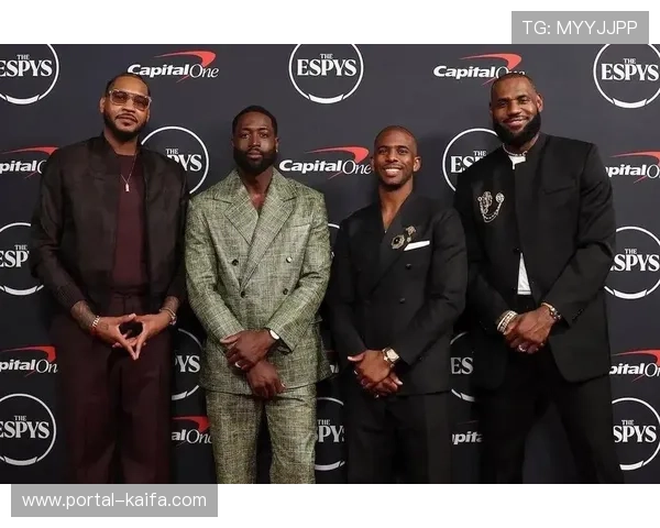 韦德赛场扔毕比鞋,安东尼搞笑干扰詹姆斯,经典花絮重温