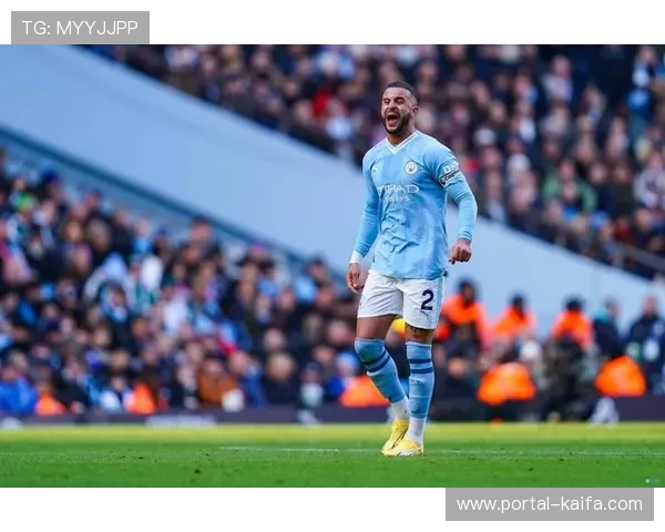 沃克婚变纠纷连续两周登《太阳报》头版,场外事件成传播双刃剑